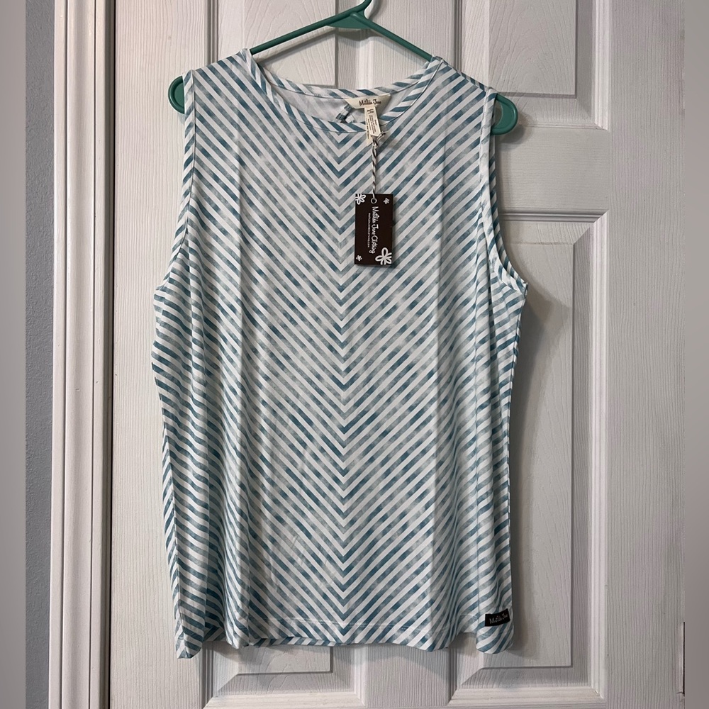 MJ Summer Nights Scoop Neck Tank with Keyhole Back NEW